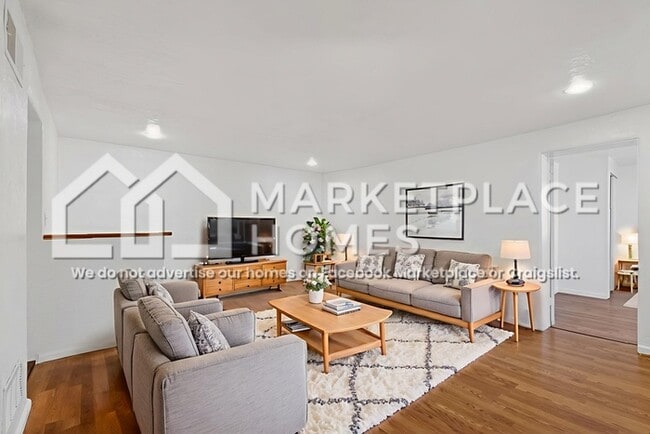 Building Photo - 1610 Jay St