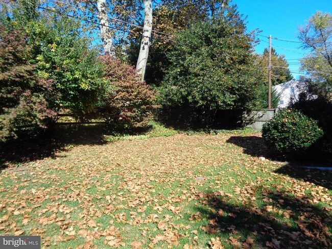 Building Photo - 1620 Trebor Ct