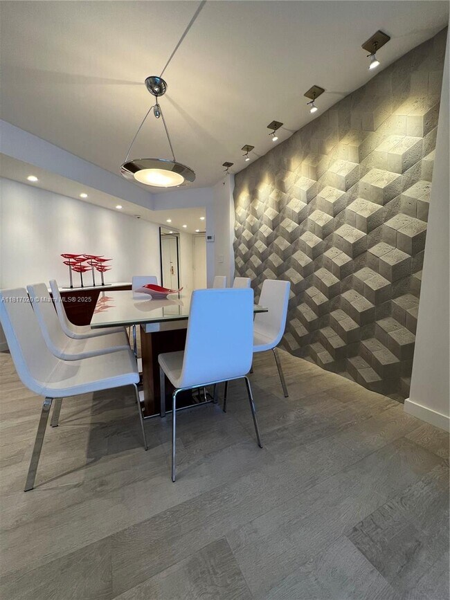 Building Photo - 6301 Collins Ave