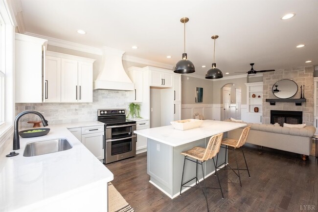 Kitchen/living room - 1629 Helmsdale Dr