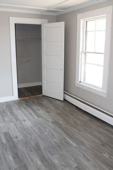 Building Photo - 20 Bellevue St