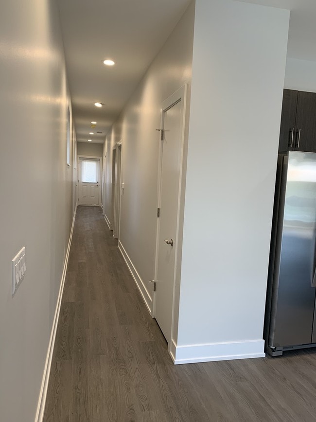 Building Photo - 3333 S Michigan Ave