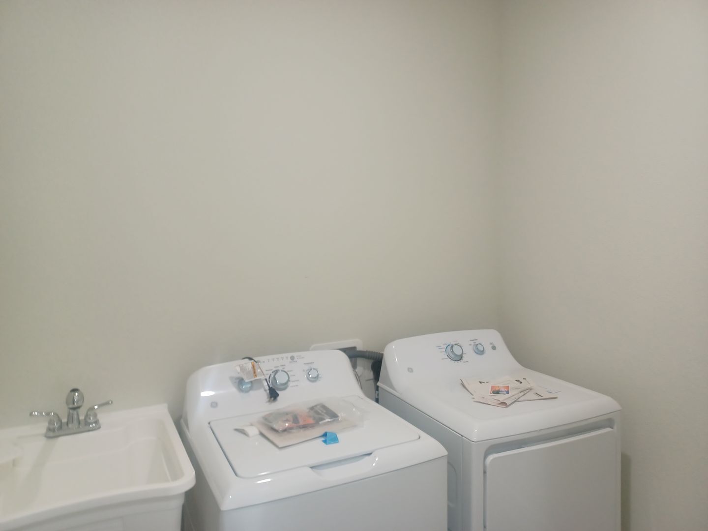 Building Photo - 1638 NW 36th Pl