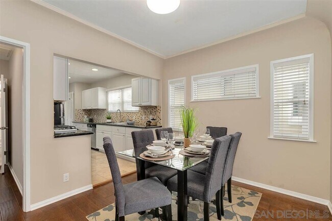 Building Photo - !!!CHARMING 4 BED 1 BATH HOME, DETACHED GA...