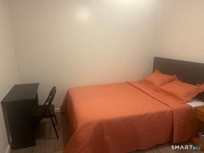 Building Photo - 24-26-26 Judson Ave