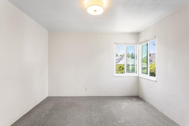 Building Photo - 2238 Encinal Ave