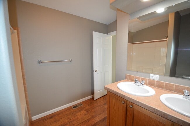 Building Photo - Pets Negotiable, Two Car Garage! Year leas...