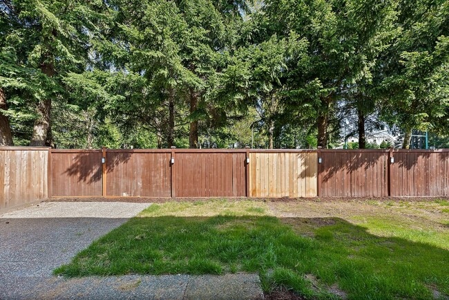 Building Photo - Charming 3-Bed Craftsman in DuPont | Trail...