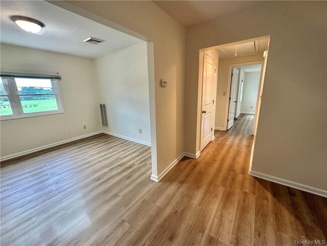 Building Photo - 2332 NY-300