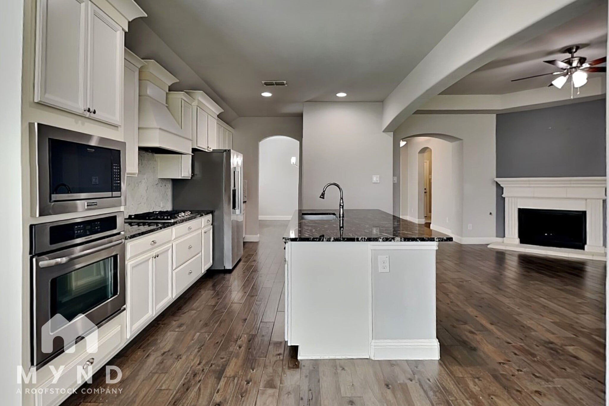 Building Photo - 1008 Rose Garden Dr