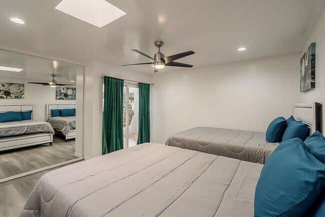 Building Photo - 2534 N 87th Way