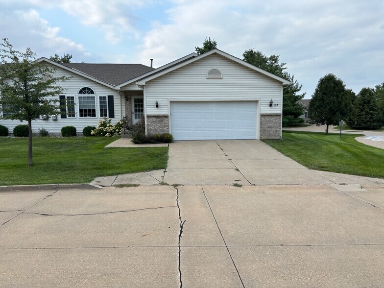 Townhouse - 495 S 51st St
