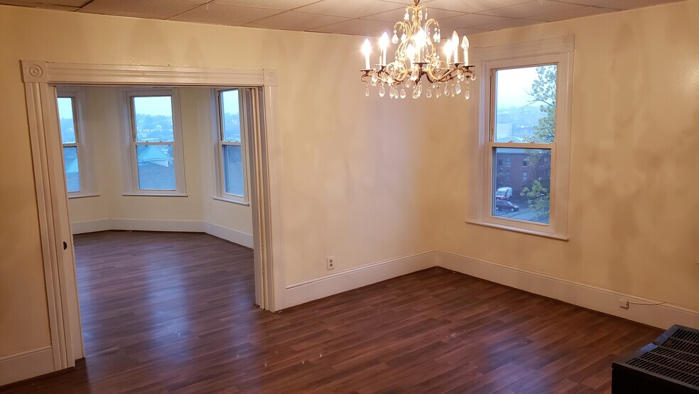 dinning room - 37 Vernon St