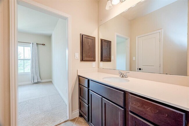 Building Photo - 13614 Lightning Falls Ln