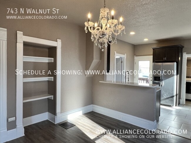 Building Photo - 743 N Walnut St