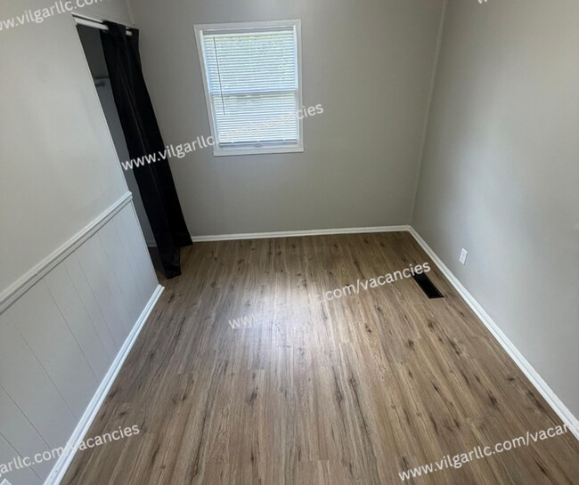 Building Photo - 4049 Tennessee St