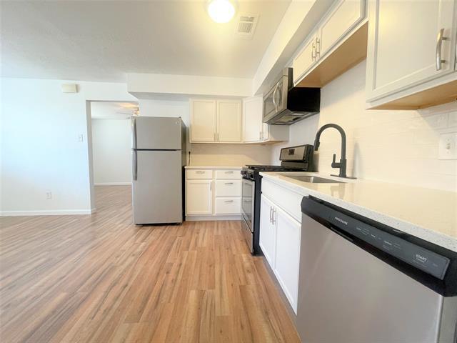 Building Photo - 2309 Wesley St