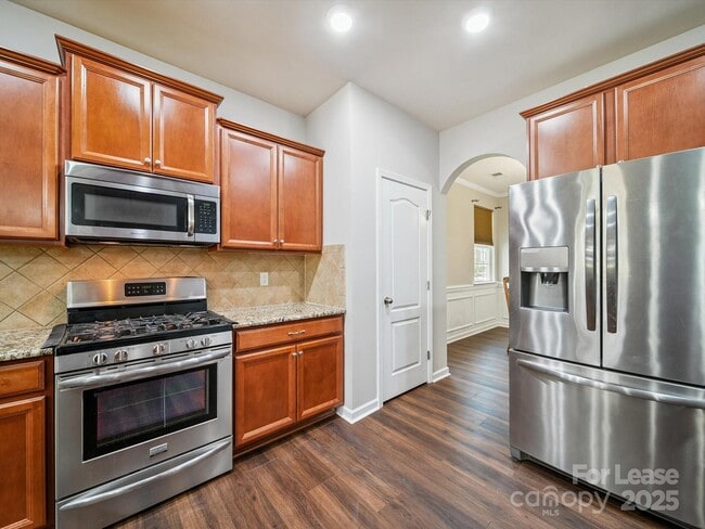 Building Photo - 10327 Rutledge Ridge Dr NW