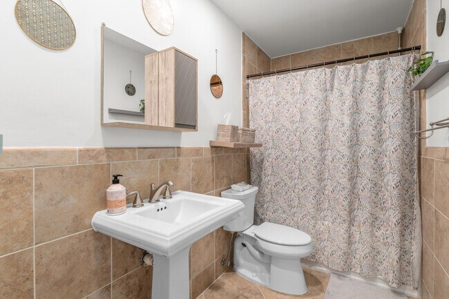 Building Photo - 1742 Harborside Cir