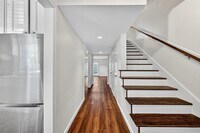 Building Photo - 2706 Mason St