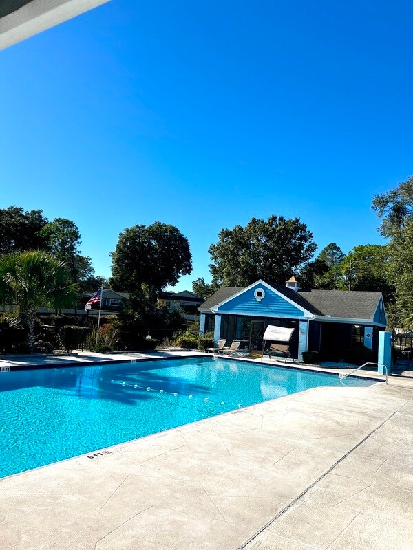 Building Photo - 7744 St Andrews Blvd