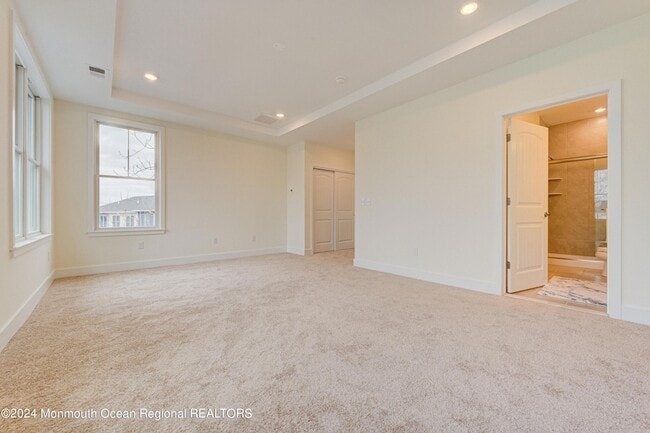 Building Photo - 8 Raritan Ave