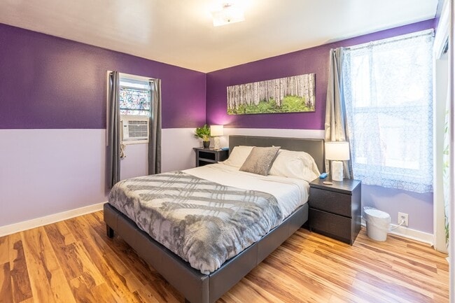 Building Photo - 326 Wood St