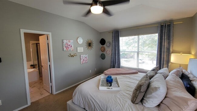 Building Photo - 15029 Valerian Tea Dr