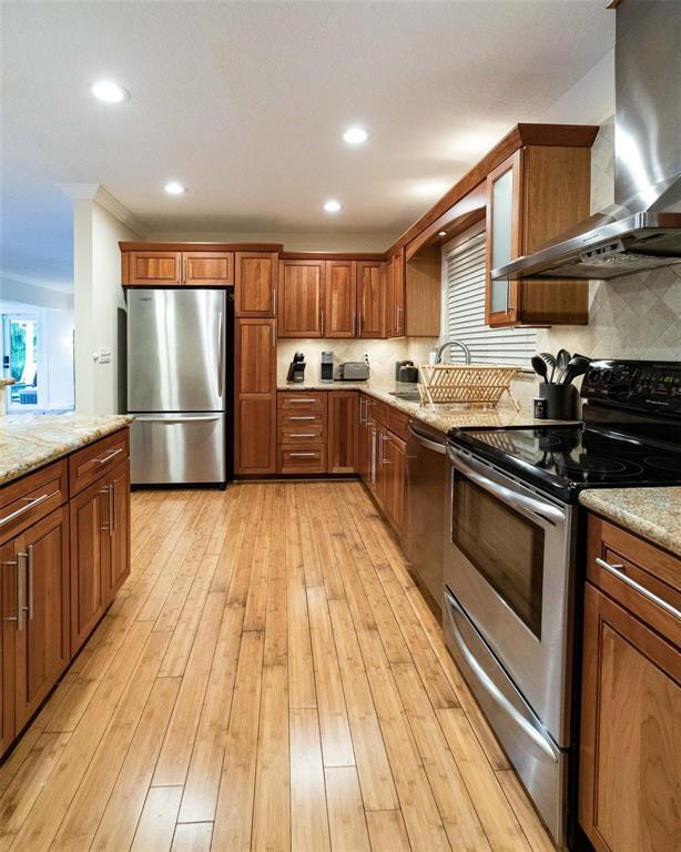 Building Photo - 2101 NE 15th St