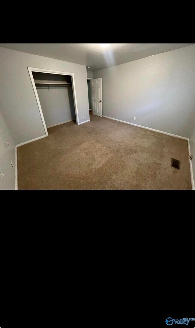 Building Photo - 2508 Trail Ridge Rd NW