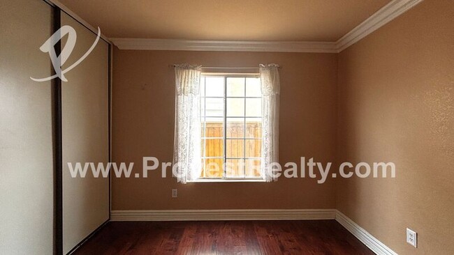 Building Photo - 12549 Loma Verde Dr