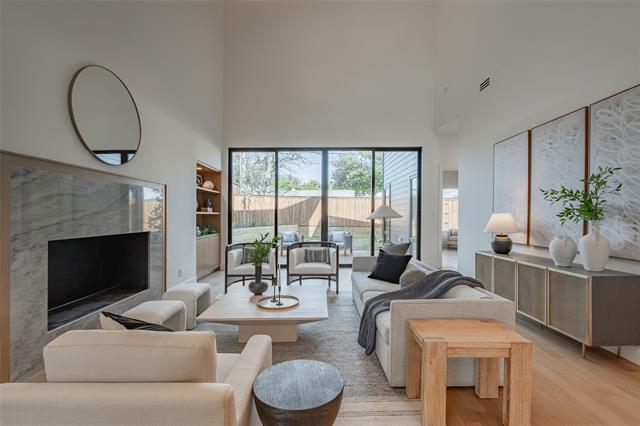 Building Photo - 7319 Casa Loma Ave