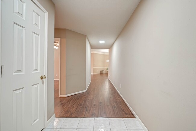 Building Photo - 3914 Crystal Pass Ct