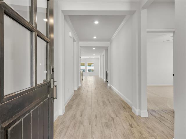 Building Photo - 608 Jameson