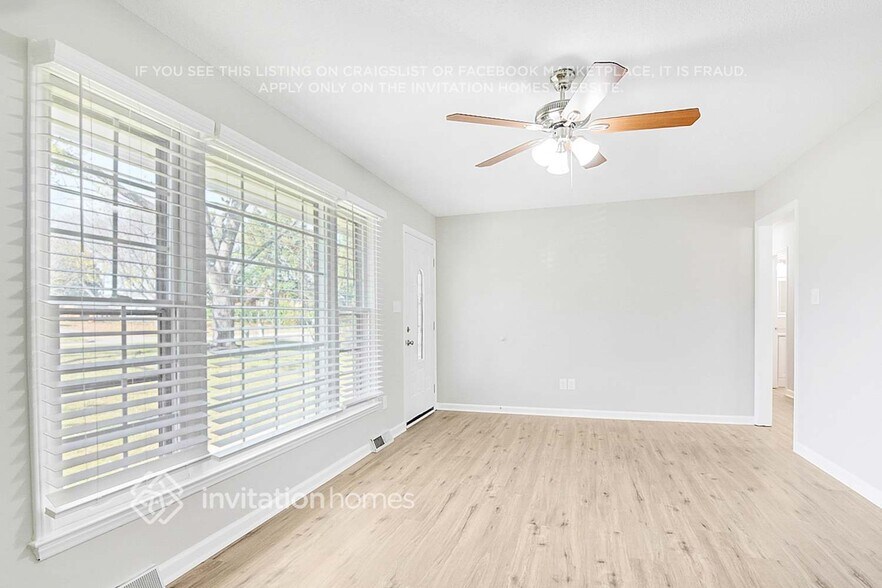 Building Photo - 4616 Castlebar Dr
