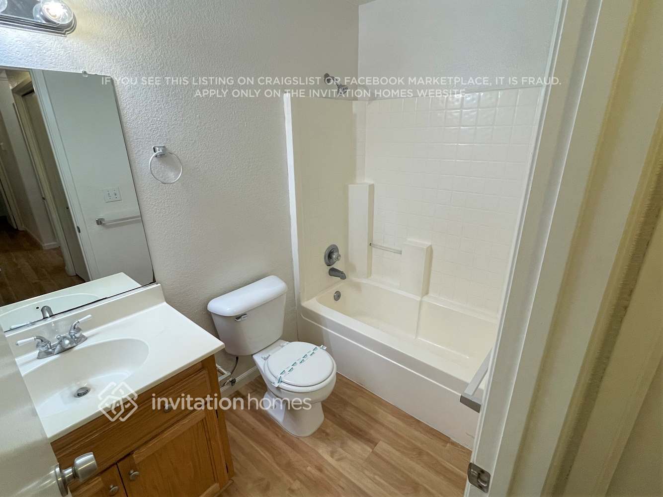 Building Photo - 456 Victory Ave