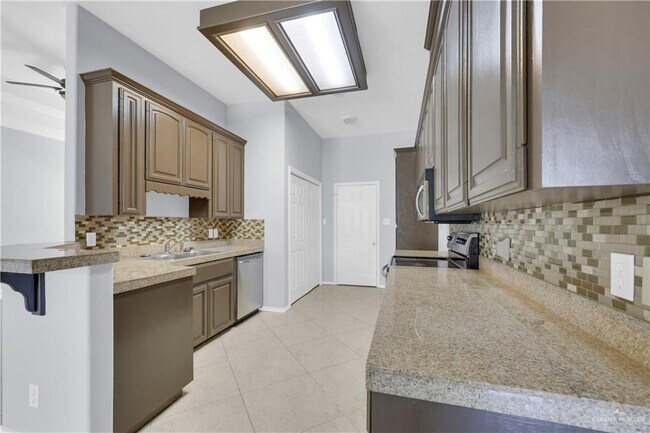 Building Photo - 20 N 32nd St