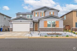 Building Photo - Exquisite 3/2.5 + Inlaw Quarters!  ELK GRO...