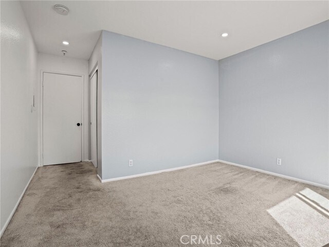 Building Photo - 14405 Cerise Ave