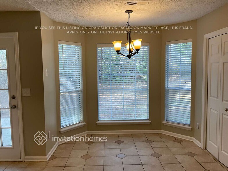 Building Photo - 1401 Chapel Hill Ln SW