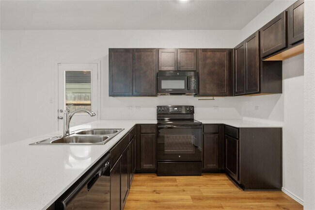 Building Photo - 1104 Cattail Ln