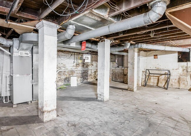 Building Photo - 2380 Indiana Ave