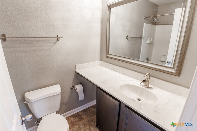 Building Photo - 124 Rush Haven