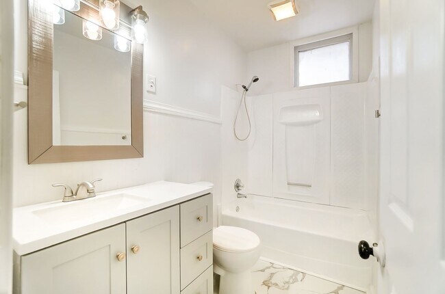 Building Photo - 2854 Shaffer Ave