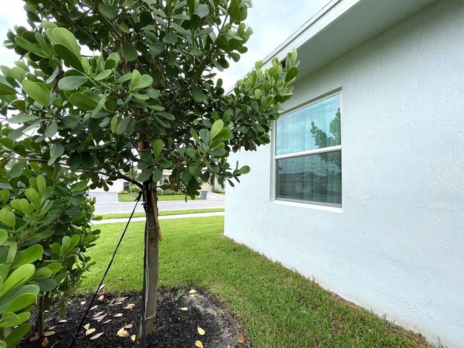 Building Photo - 13419 Noble Dr