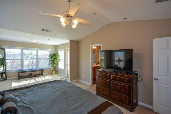Building Photo - 6135 Indian Wood Cir