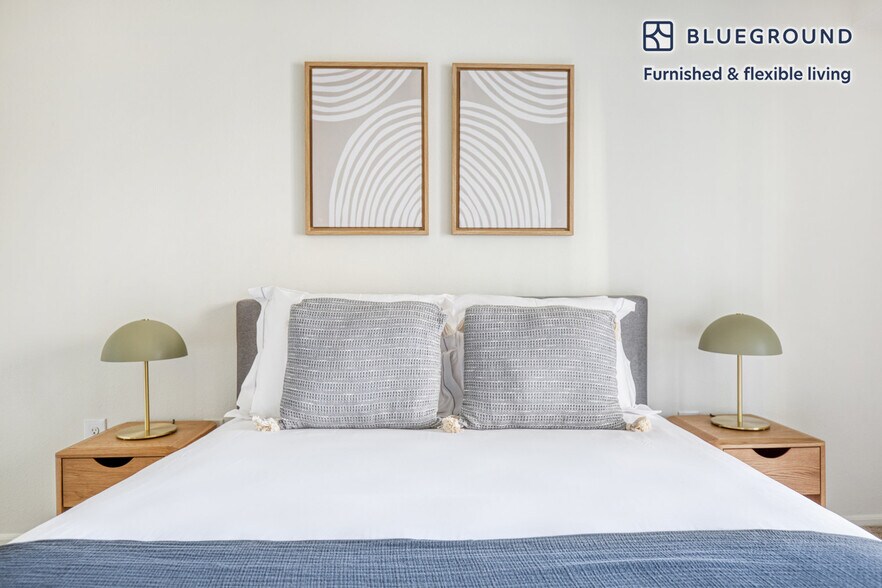 Building Photo - 444 Washington Blvd