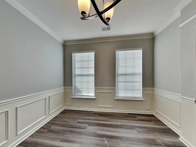 Building Photo - 14642 Eastgrove Dr