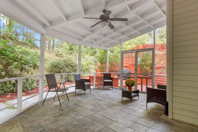 Building Photo - 3435 Velvet Creek Dr SW
