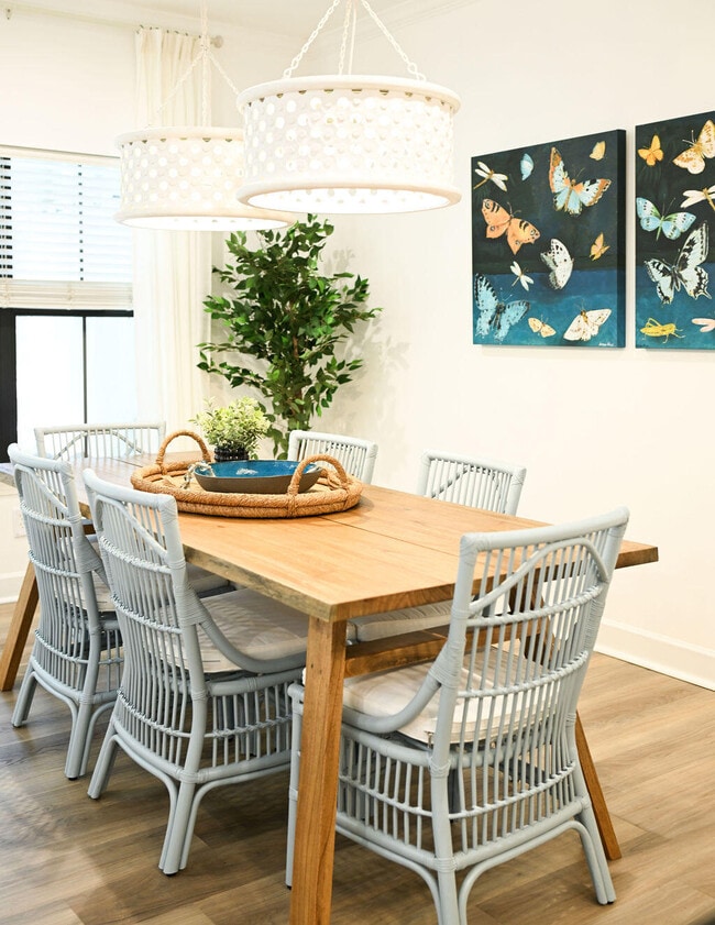 Building Photo - 90 Southaven Cir